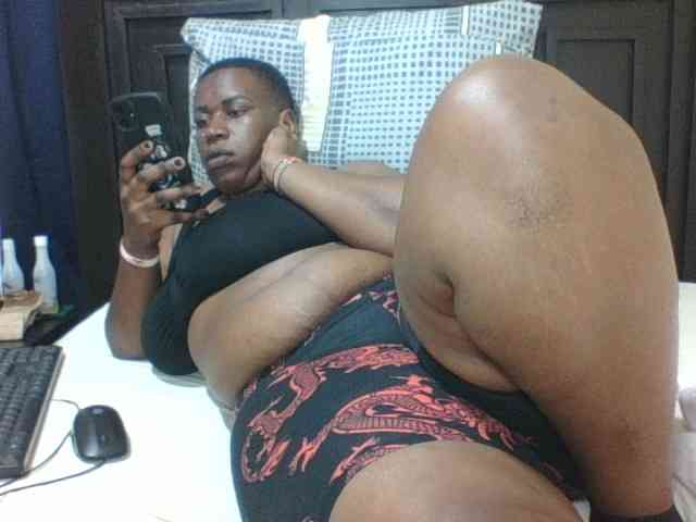 Sexyblacktits webcam