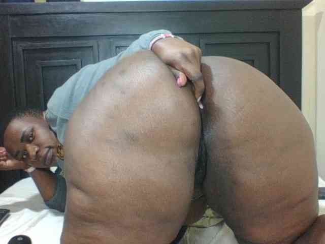 Sexyblacktits webcam