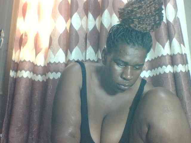 Sexyblacktits webcam