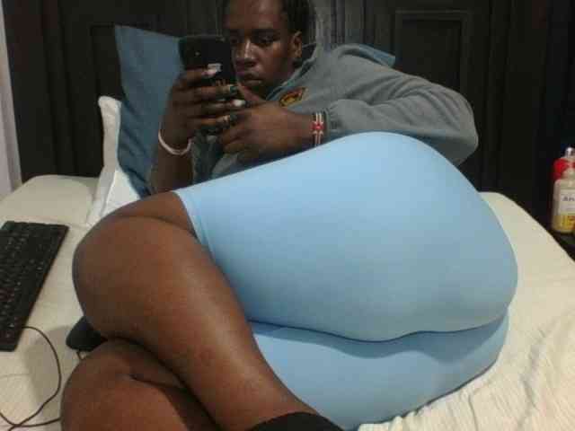 Sexyblacktits webcam