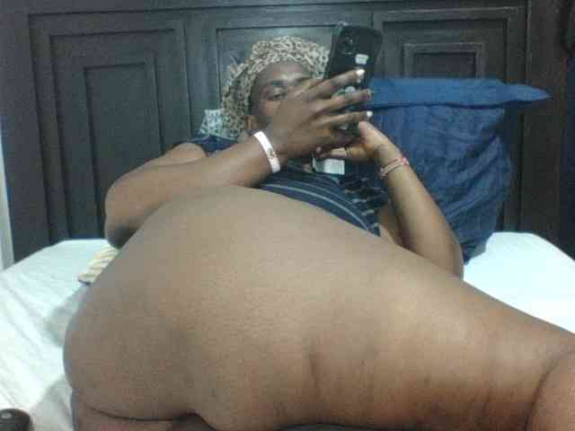 Sexyblacktits webcam