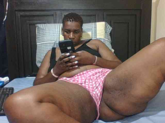 Sexyblacktits webcam