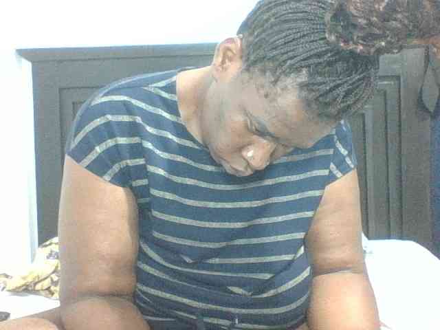 Sexyblacktits webcam