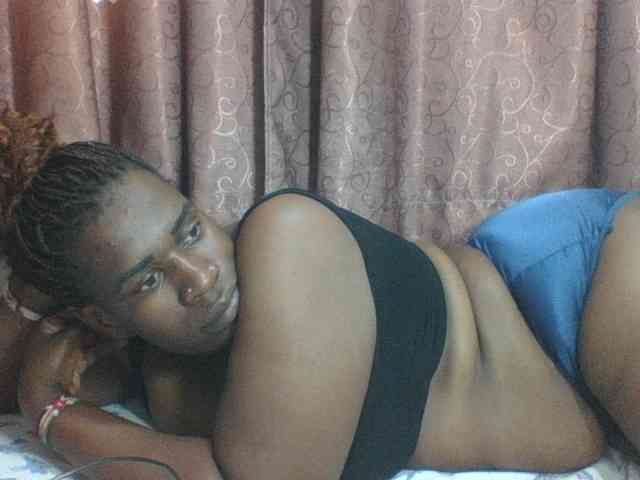 Sexyblacktits webcam