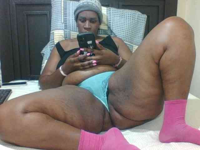 Sexyblacktits webcam