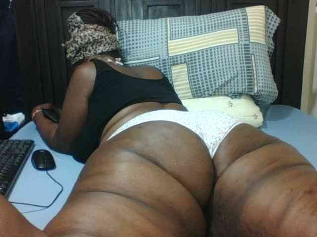 Sexyblacktits webcam