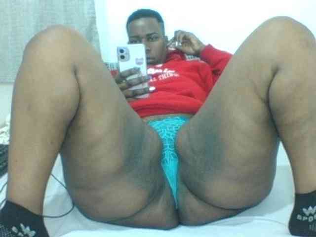 Sexyblacktits webcam