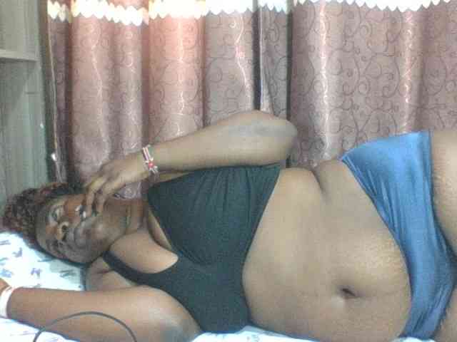 Sexyblacktits webcam