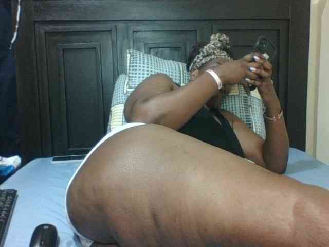 Sexyblacktits webcam