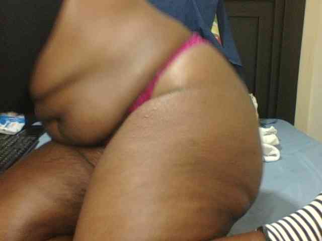 Sexyblacktits webcam