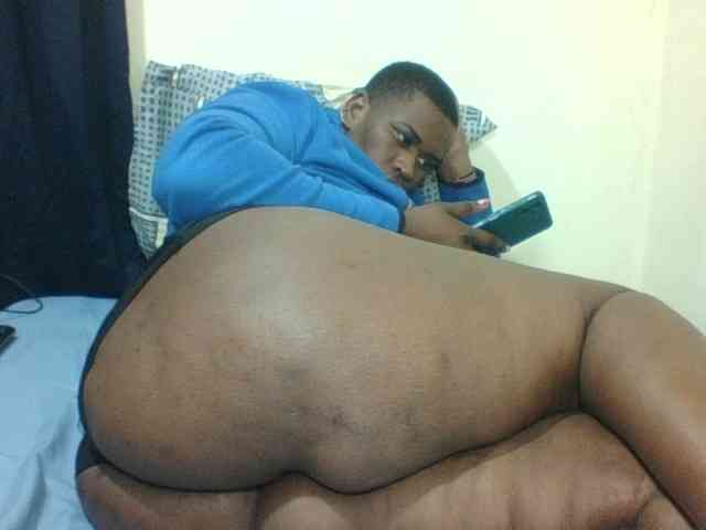 Sexyblacktits webcam