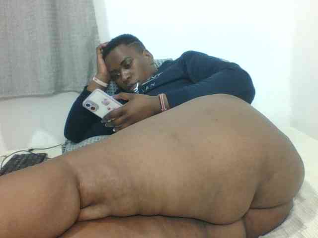 Sexyblacktits webcam