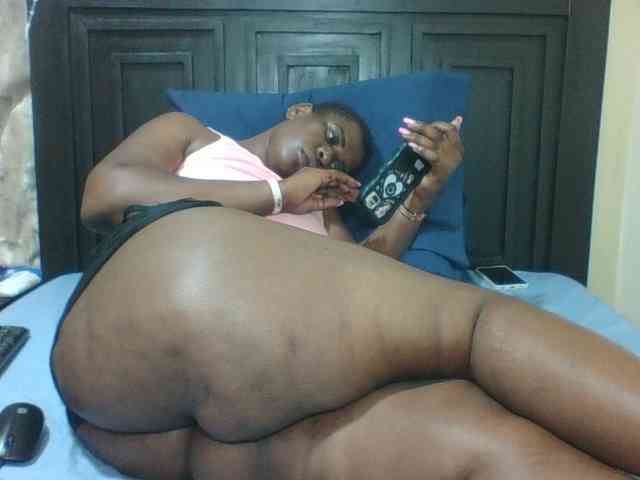 Sexyblacktits webcam