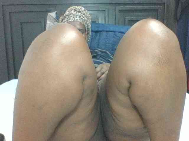 Sexyblacktits webcam