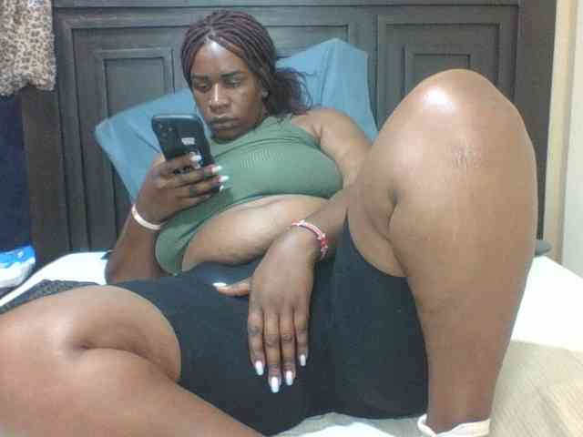 Sexyblacktits webcam