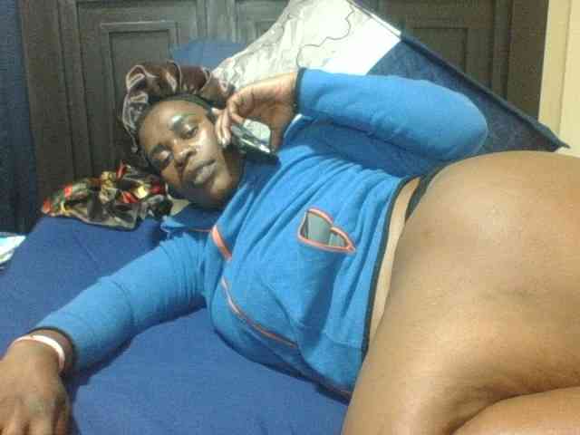 Sexyblacktits webcam