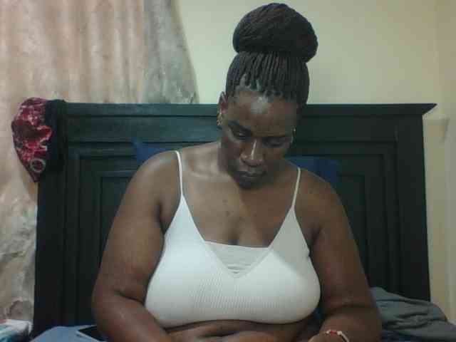 Sexyblacktits webcam