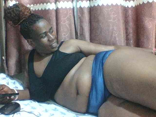 Sexyblacktits webcam