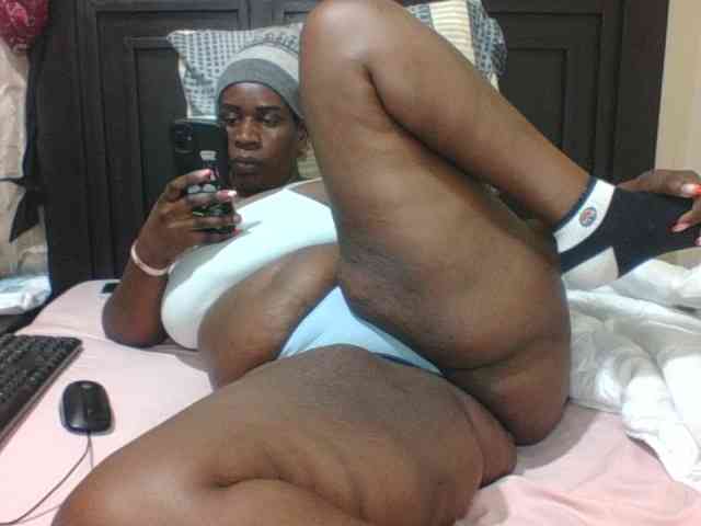 Sexyblacktits webcam