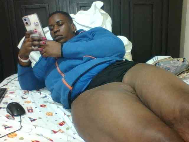 Sexyblacktits webcam