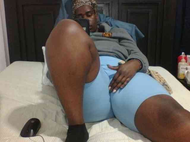 Sexyblacktits webcam