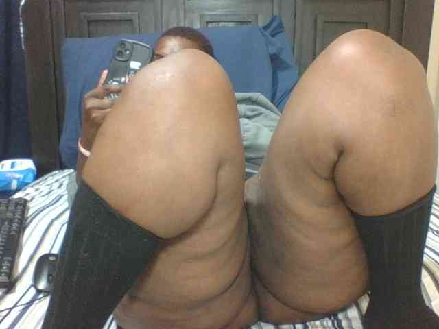 Sexyblacktits webcam