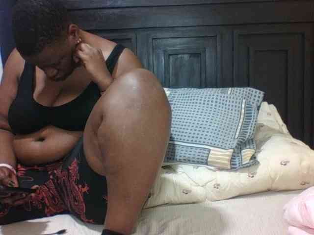 Sexyblacktits webcam