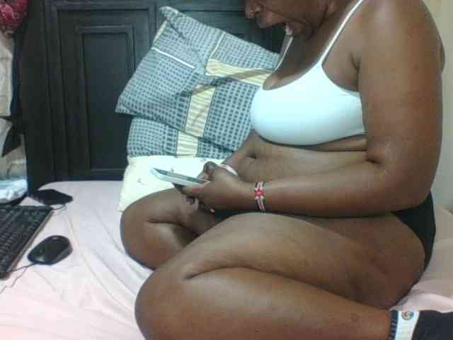 Sexyblacktits webcam