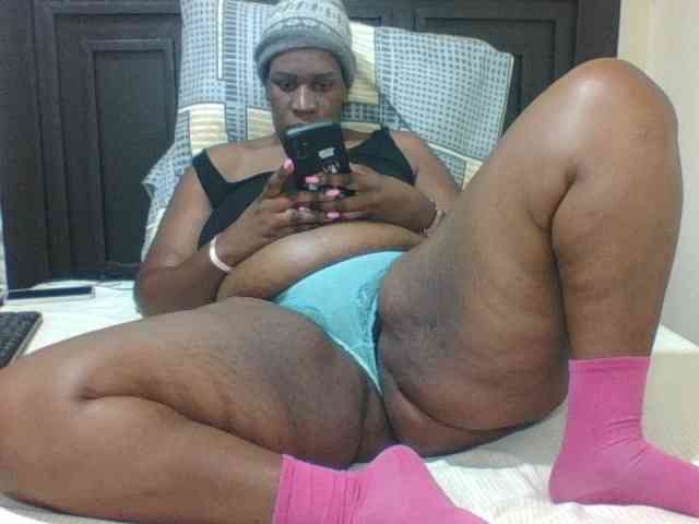 Sexyblacktits webcam