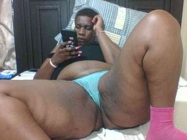 Sexyblacktits webcam