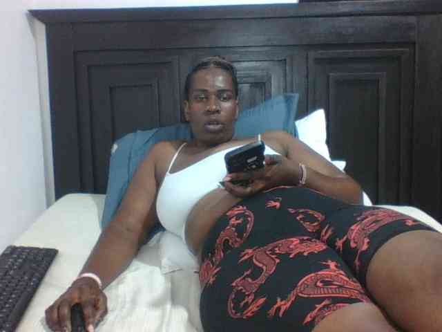 Sexyblacktits webcam