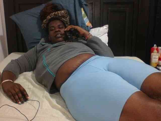 Sexyblacktits webcam