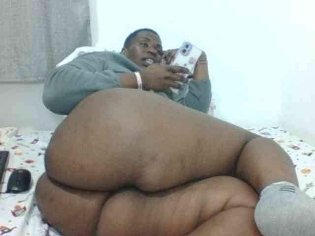Sexyblacktits webcam