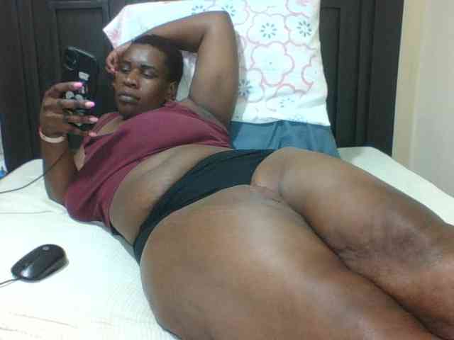 Sexyblacktits webcam