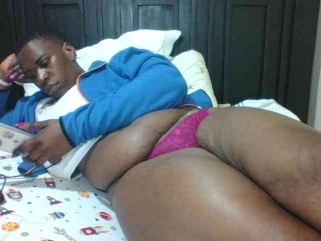 Sexyblacktits webcam