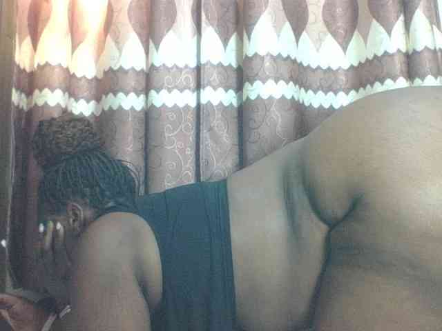 Sexyblacktits webcam