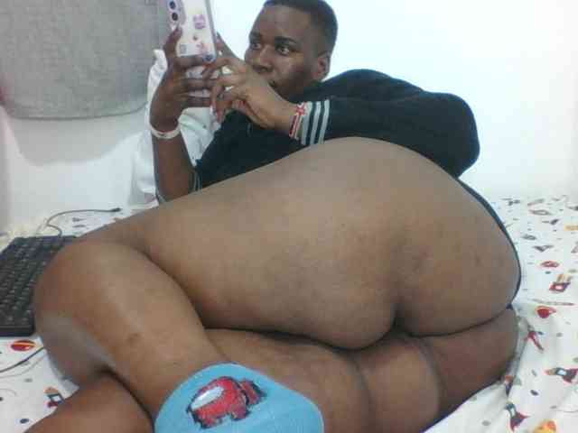 Sexyblacktits webcam