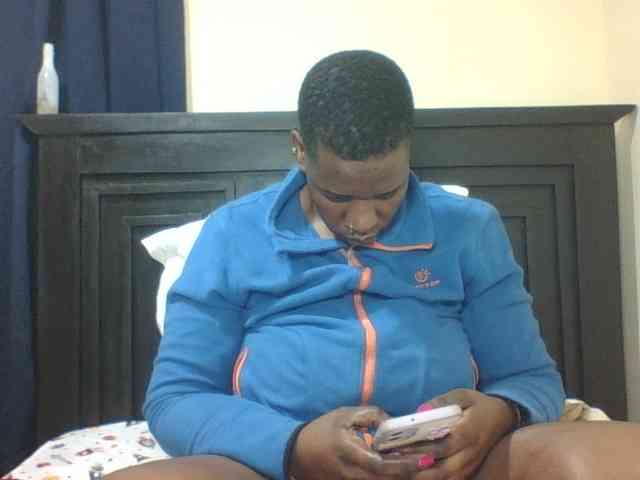 Sexyblacktits webcam