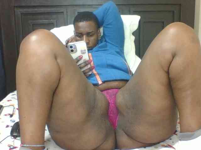 Sexyblacktits webcam