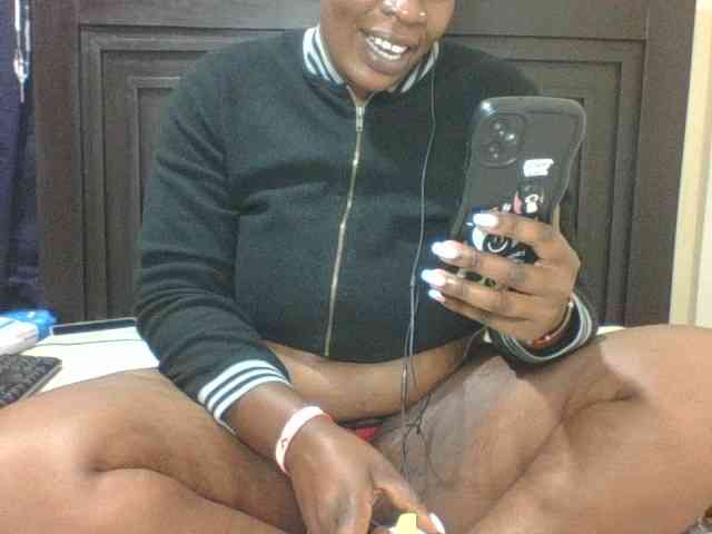 Sexyblacktits webcam