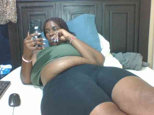 Sexyblacktits webcam