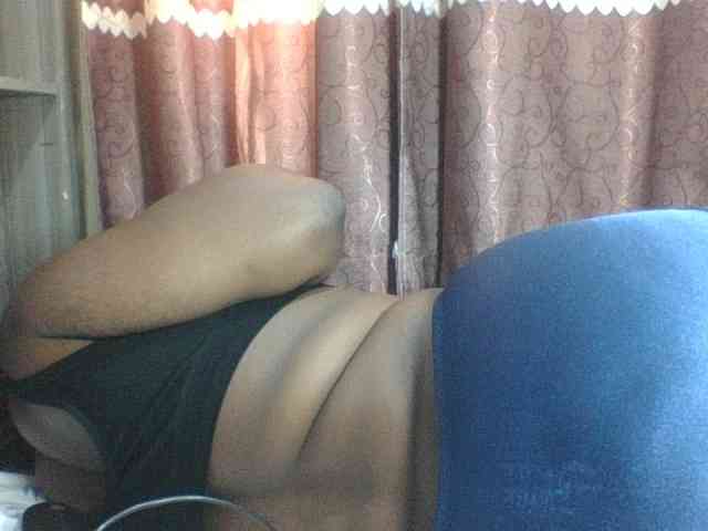 Sexyblacktits webcam