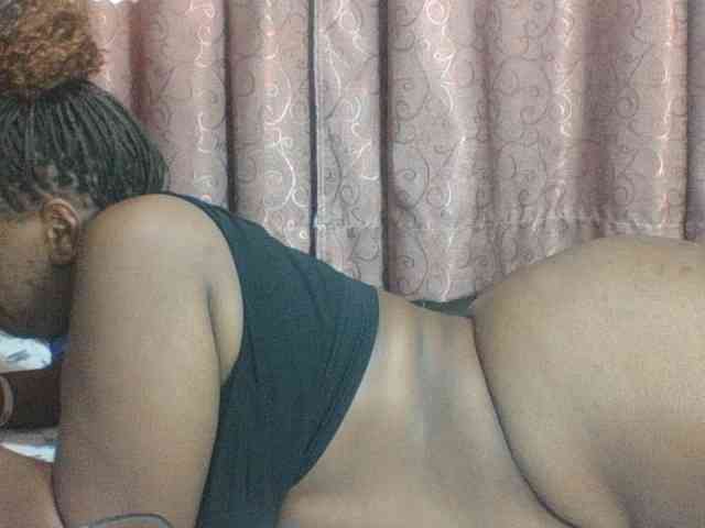 Sexyblacktits webcam