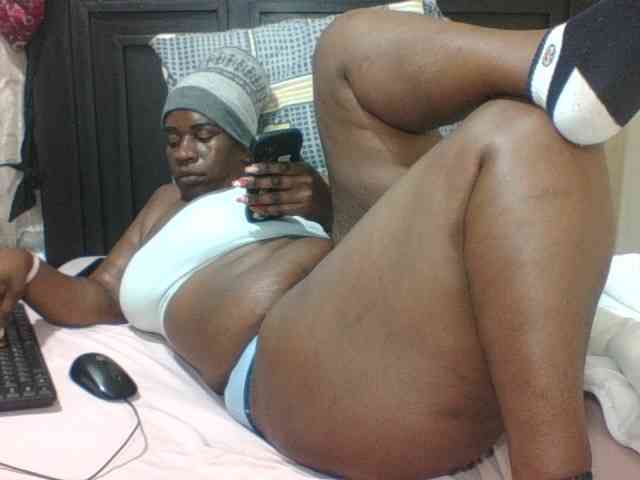 Sexyblacktits webcam