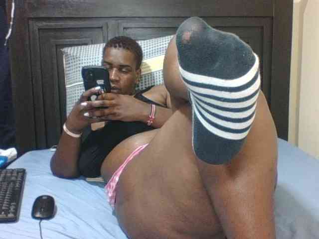 Sexyblacktits webcam