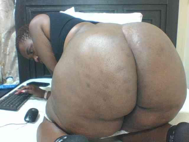 Sexyblacktits webcam