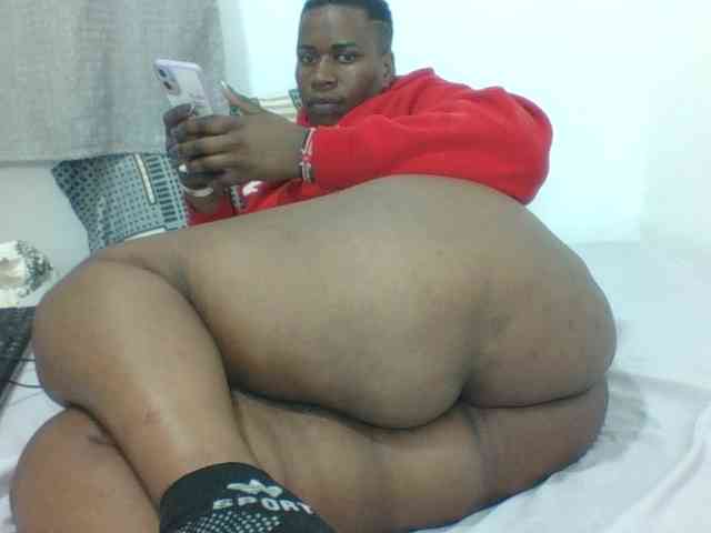 Sexyblacktits webcam