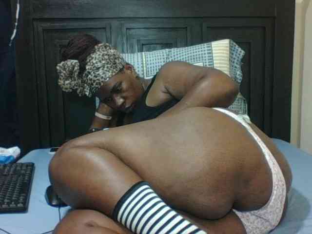 Sexyblacktits webcam