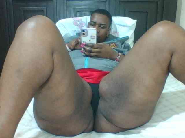 Sexyblacktits webcam