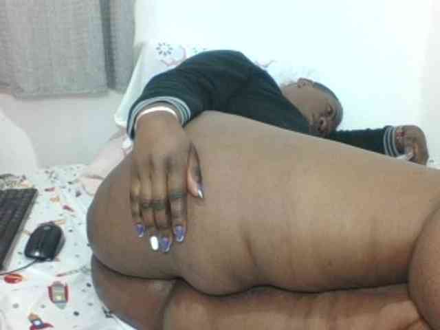 Sexyblacktits webcam